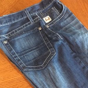 Cinch grant cut jeans. No rips stains or holes!